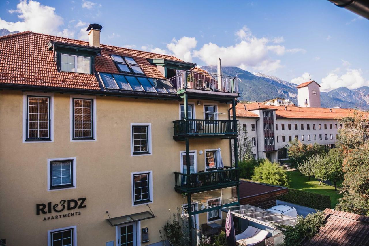 Riedz Apartments Innsbruck- Zentrales Apartmenthaus Mit Gruener Oase Dış mekan fotoğraf