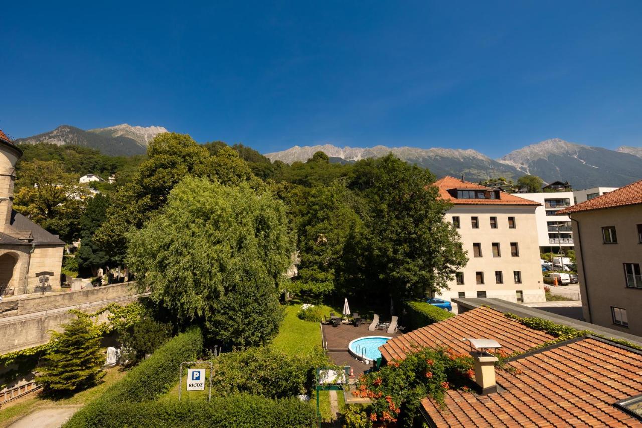 Riedz Apartments Innsbruck- Zentrales Apartmenthaus Mit Gruener Oase Dış mekan fotoğraf