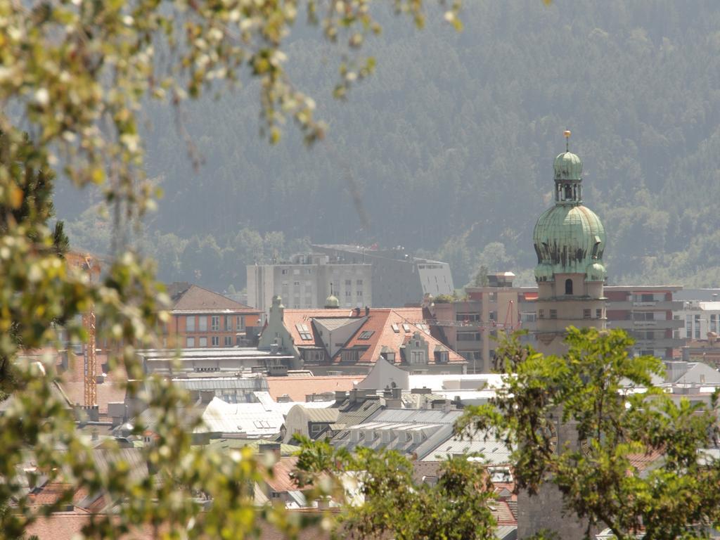 Riedz Apartments Innsbruck- Zentrales Apartmenthaus Mit Gruener Oase Dış mekan fotoğraf