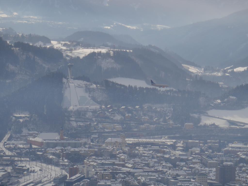 Riedz Apartments Innsbruck- Zentrales Apartmenthaus Mit Gruener Oase Dış mekan fotoğraf